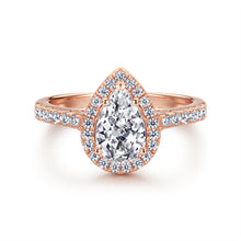 The Elizabeth - 18kt Rose Gold Wedding Ring Set